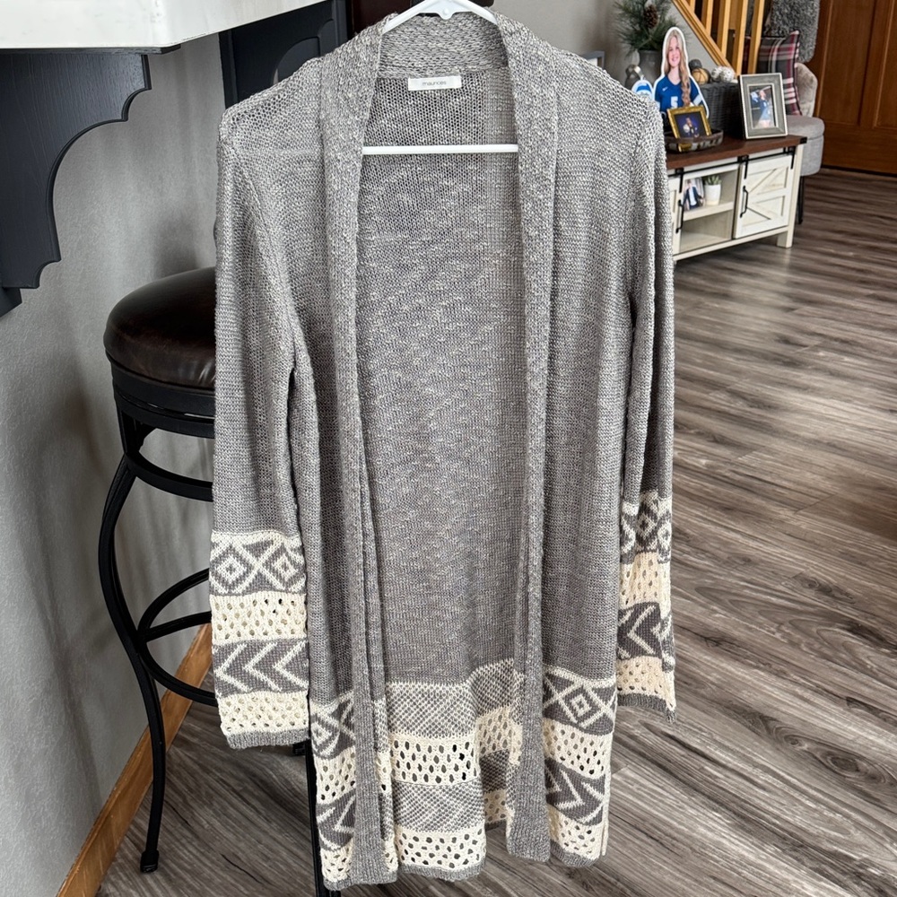 Maurices Taupe Gray & Cream Patterned Open-Front Cardigan